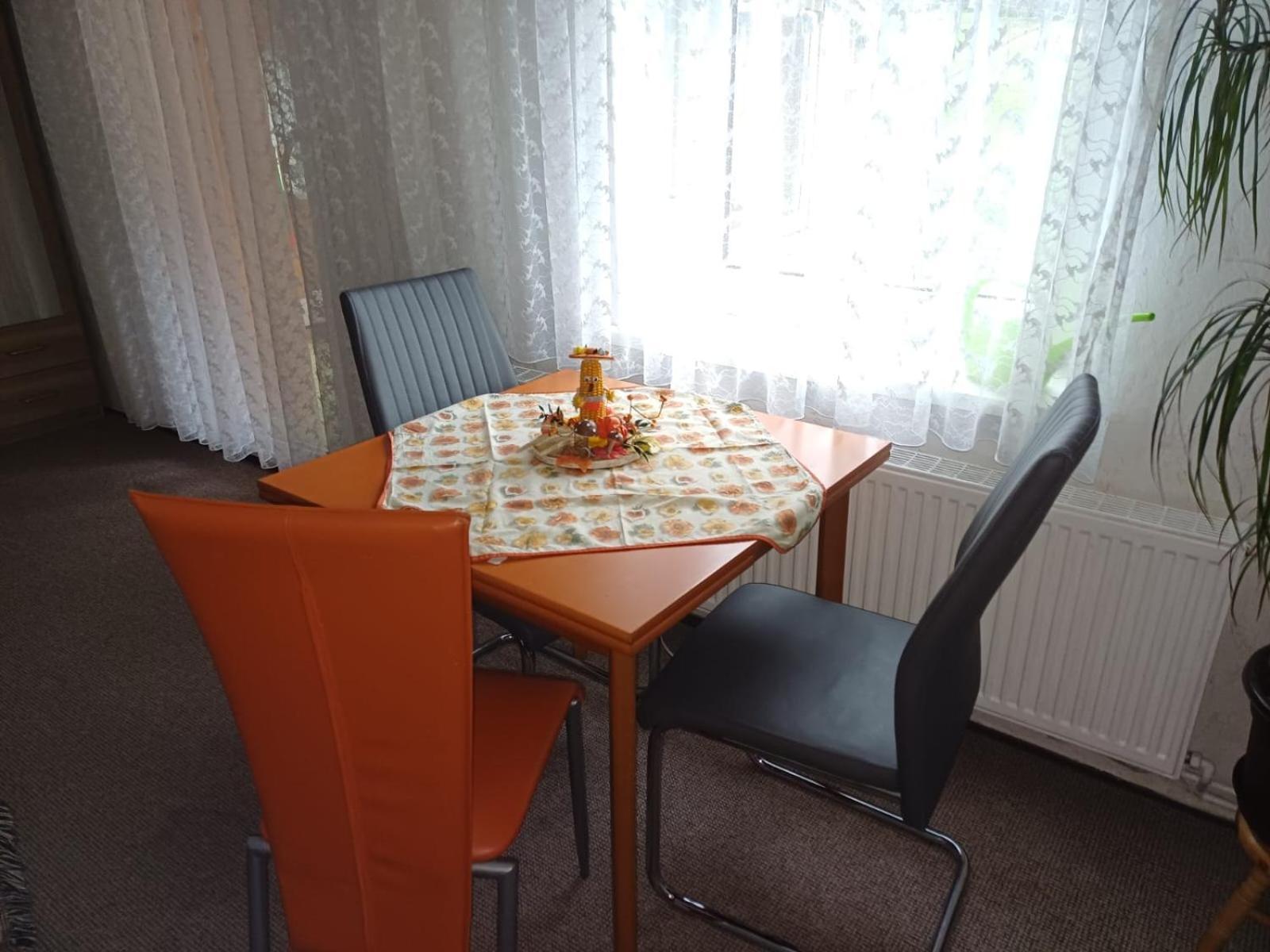 Hentzschel Apartment *